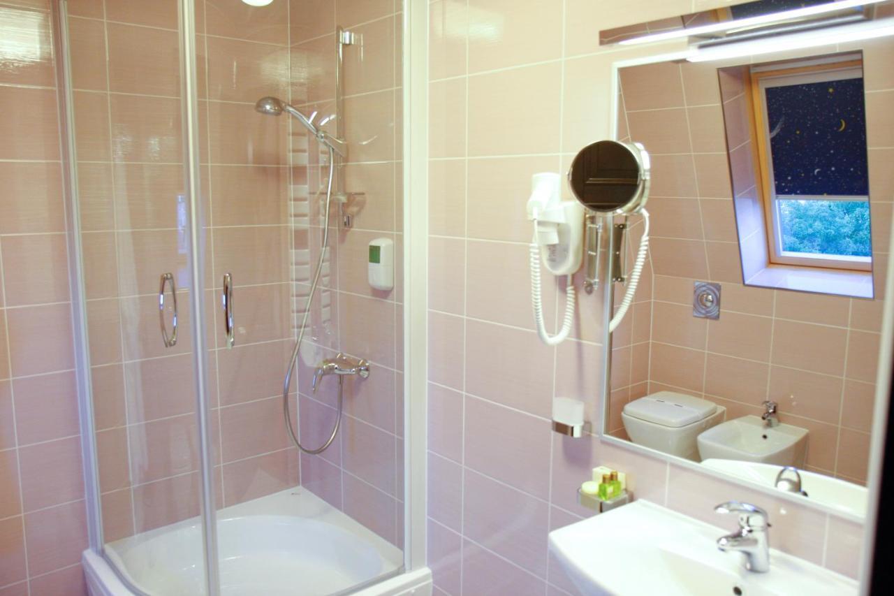 Hotel Anna Junior Târgu Jiu Dış mekan fotoğraf